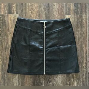 Sweet Lemon Faux Leather Skirt L